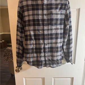 Denim & Flower Black and Gray Flannel Shirt Size Medium